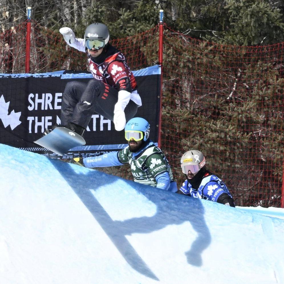 Canada's 脡liot Grondin captures snowboard cross gold at World Cup in China